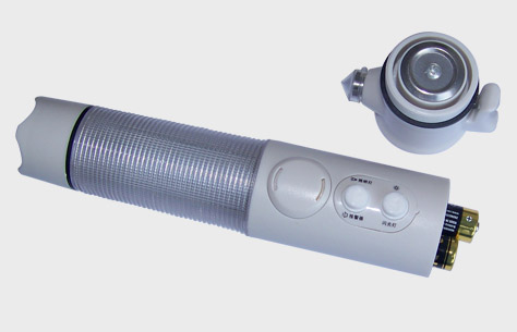 Multifunctional LED Emergency Acousto-optic Alarm Flashlight Safety Hammer TL023B 2 AA battery
