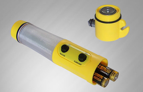 LED Car Emergency Hammer Flashlight TL023 2 AA battery