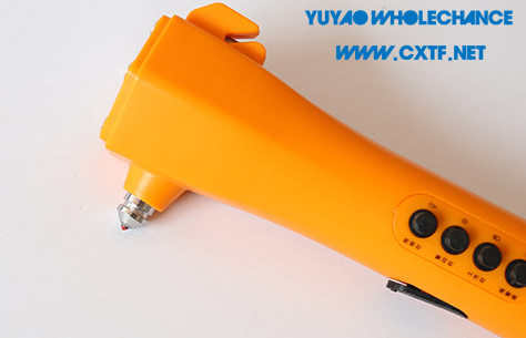Rechargeable Multifunctional Acousto-optic Alarm Self Rescue Flashlight TL119CF safety hammer